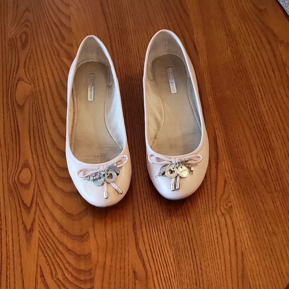 BCBG Generation leather ballet flats, soft pink - 8M